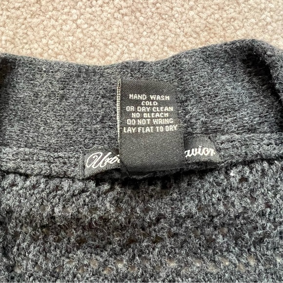 Urban Behavior sweater - Picture 6 of 8